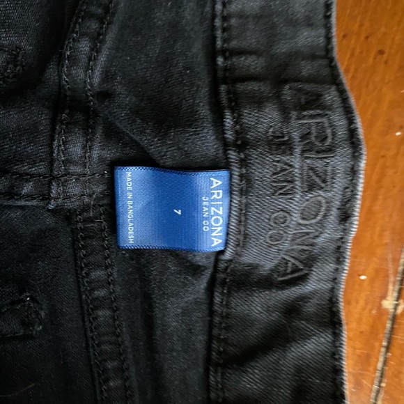 Black Arizona Jean Shorts - Picture 3 of 3